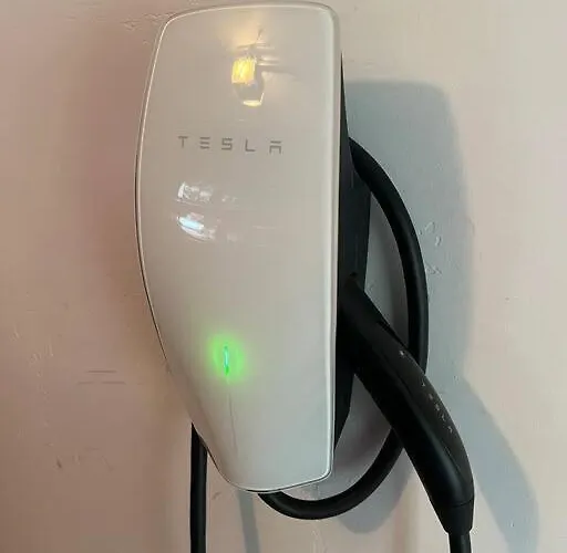 The A On Red Field, Hot Tub, Tesla Charger, A/c * Mountainaire